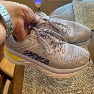 Hoka Bondi 7
